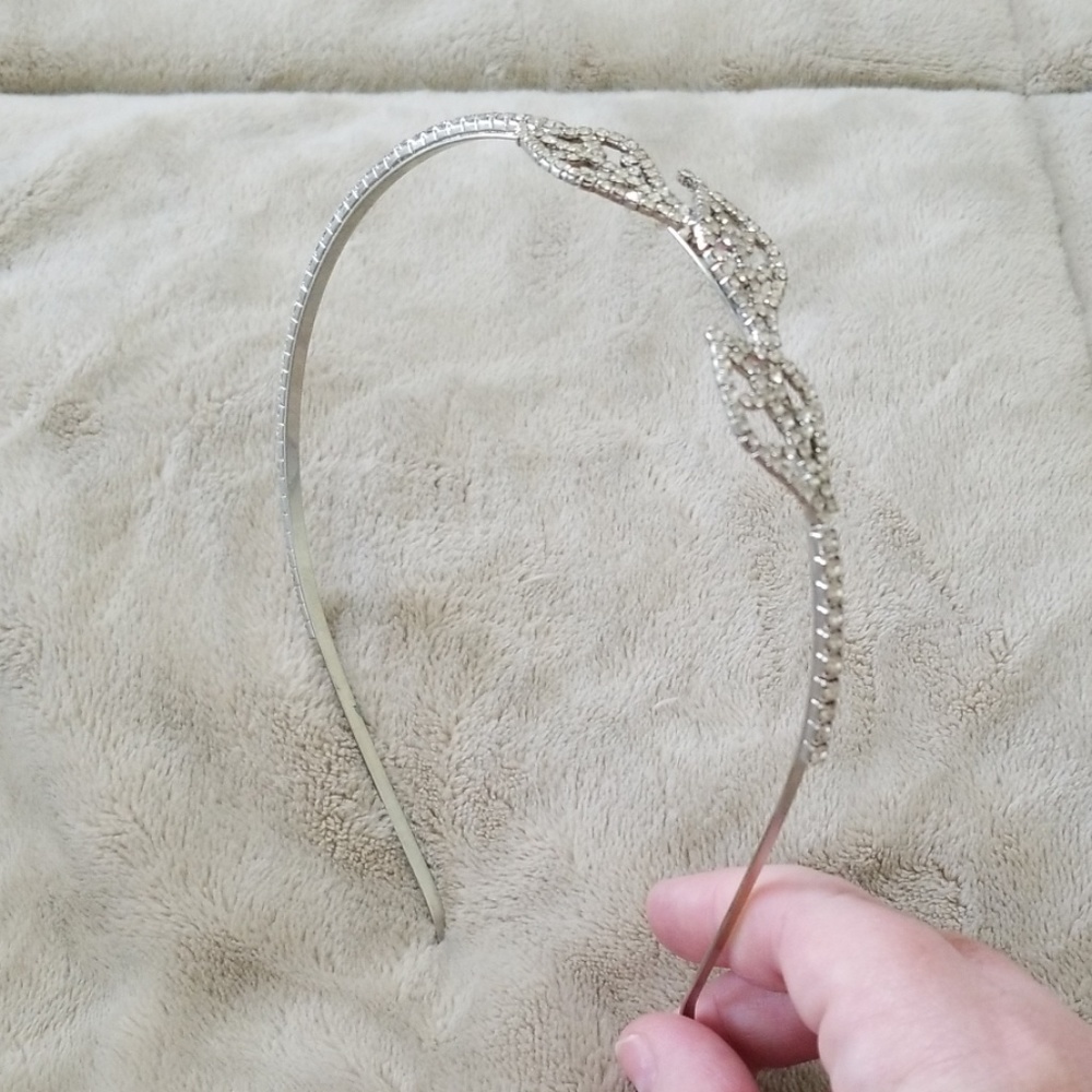 Leaf headband